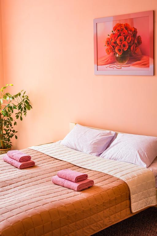 Apartments On Valova 9 リヴィウ エクステリア 写真